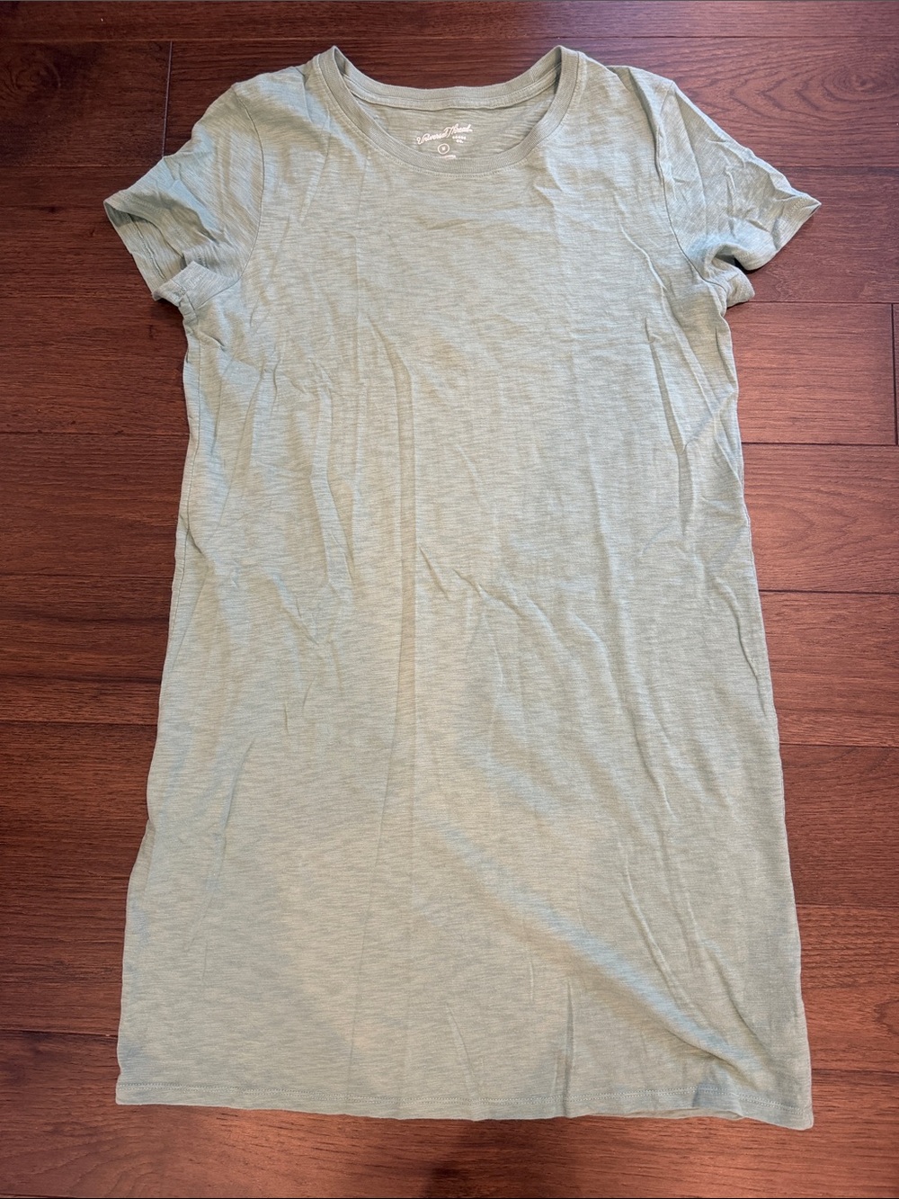 Universal Thread Light Green Crewneck T-Shirt Dress Size Medium - C54-027